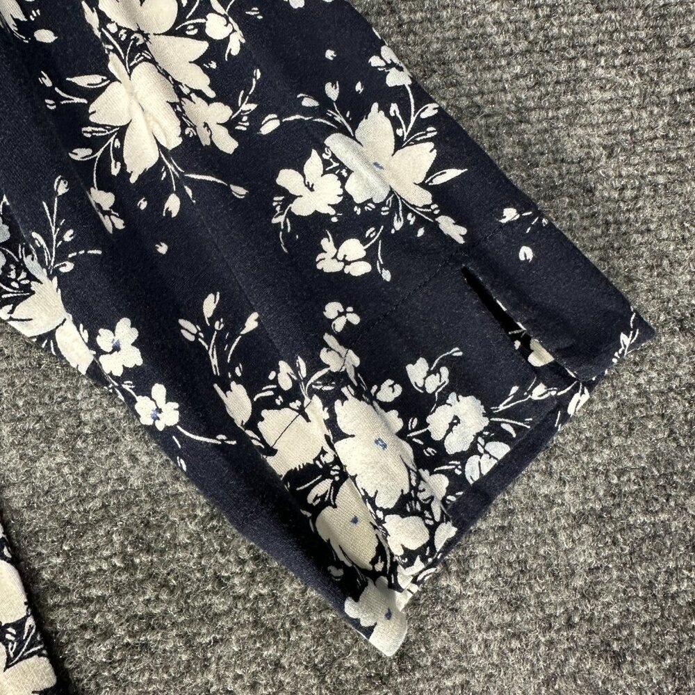 J Jill Top Womens Large Wearever Collection 3/4 Sleeve Navy Blue White Floral - Picture 9 of 9